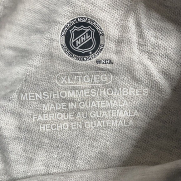 NHL Columbus Blue Jackets Ringer Tee Men’s XL Distressed Logo Heather Gray NWT - Picture 4 of 9